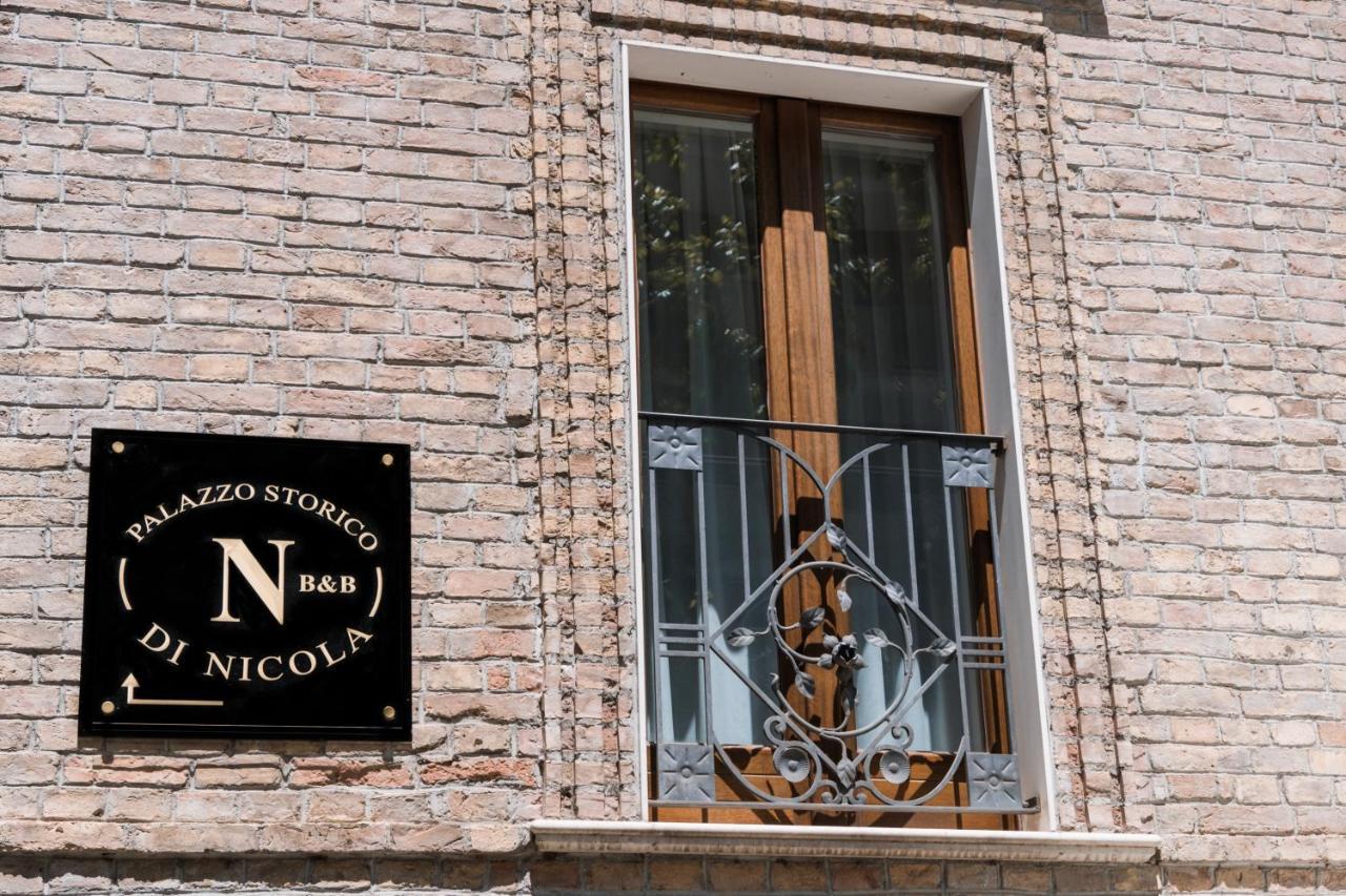 B&B Palazzo Storico Di Nicola Pescara Bagian luar foto