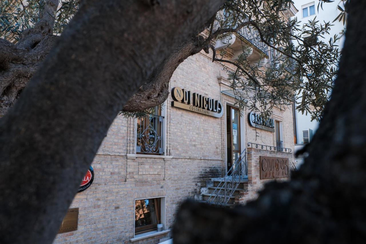 B&B Palazzo Storico Di Nicola Pescara Bagian luar foto