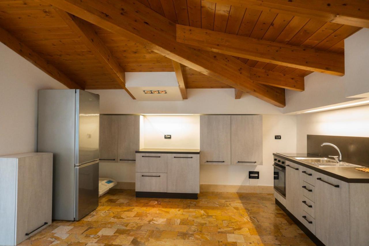 B&B Palazzo Storico Di Nicola Pescara Bagian luar foto