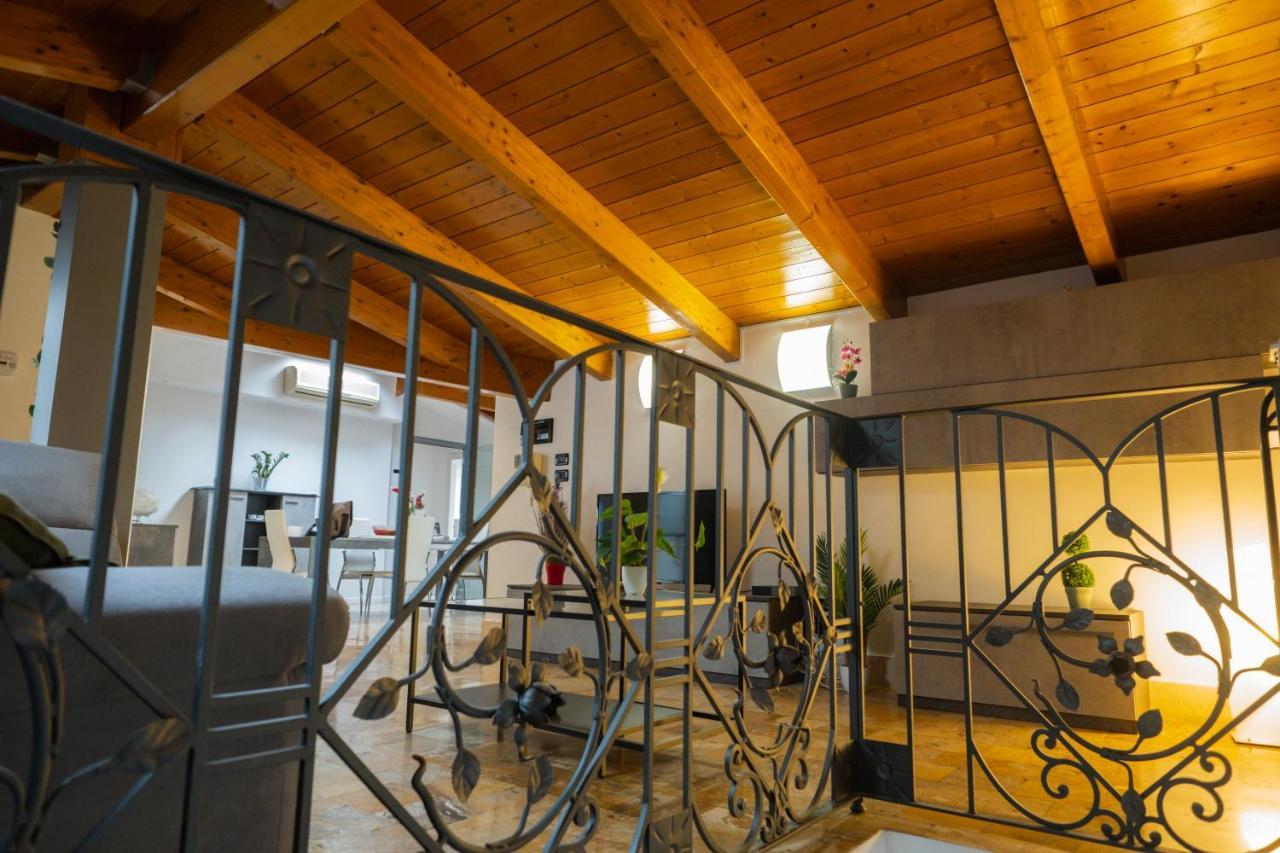 B&B Palazzo Storico Di Nicola Pescara Bagian luar foto