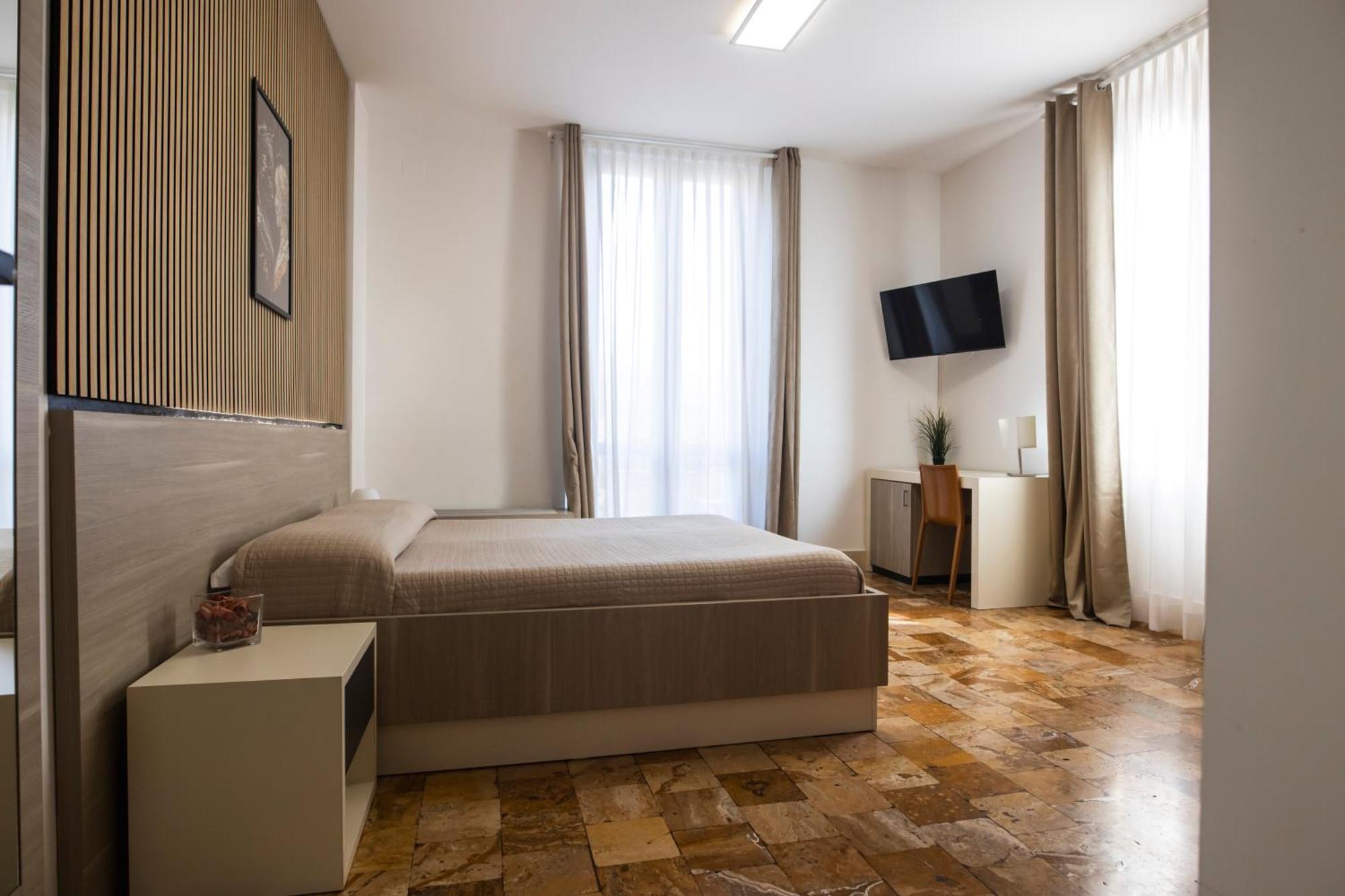 B&B Palazzo Storico Di Nicola Pescara Bagian luar foto